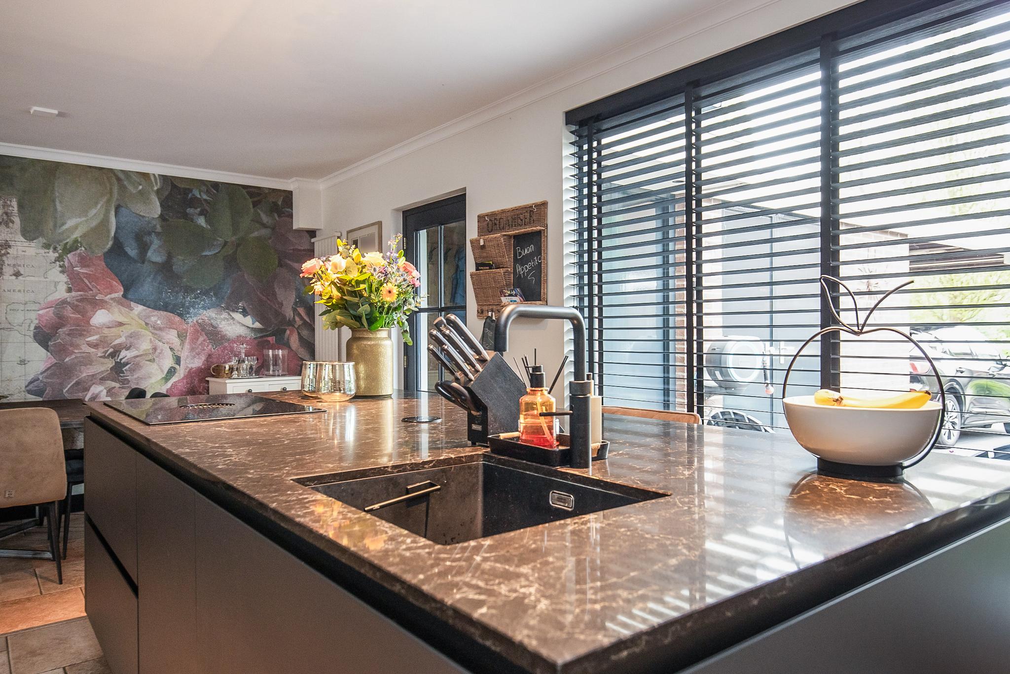 Leden 8 , 2151 SB Nieuw-vennep 14