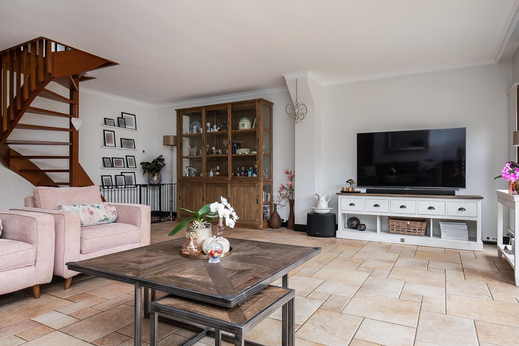 Leden 8 , 2151 SB Nieuw-vennep 18