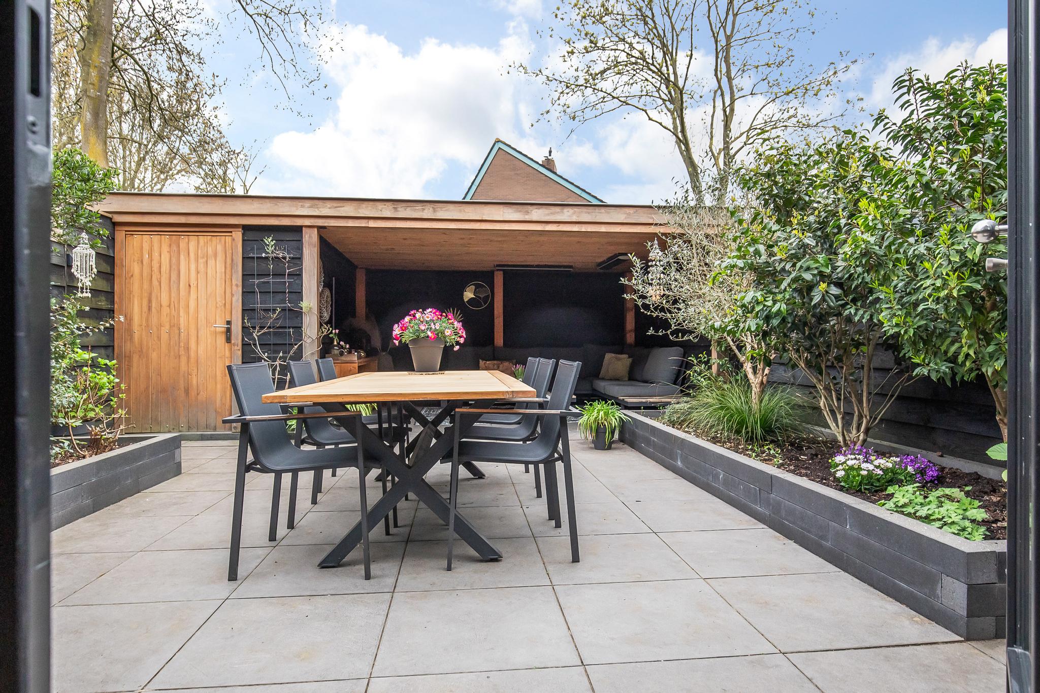 Leden 8 , 2151 SB Nieuw-vennep 37